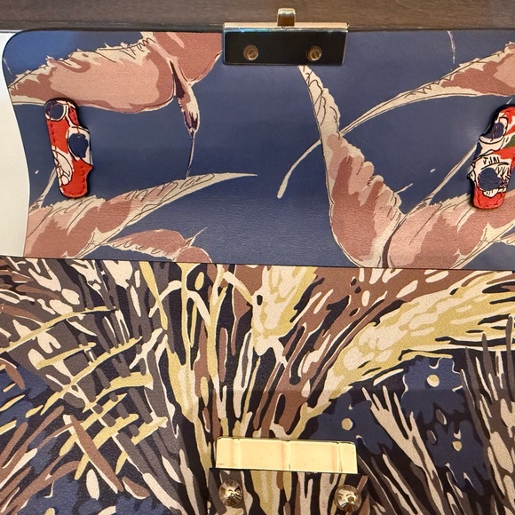 VALENTINO Garden Couture Mime floral print leather clasp flap crossbody bag. - Picture 8 of 14